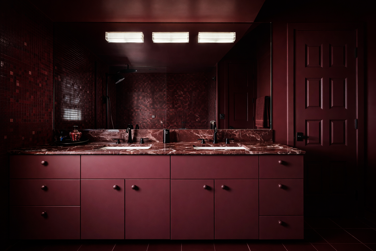 5 Expensive-Looking Dark Bathrooms That Feel Like Spas and Will Make You Never Consider Boring White Spaces Again